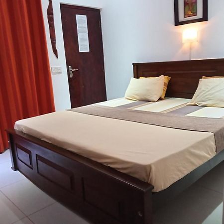Vidisa Villas Hikkaduwa Exterior photo